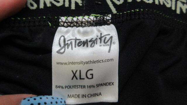 Load image into Gallery viewer, Used Intensity Softball Sliding Shorts - Size XL
