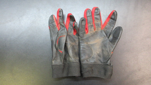 Load image into Gallery viewer, Used Batting Gloves - Size Youth XL
