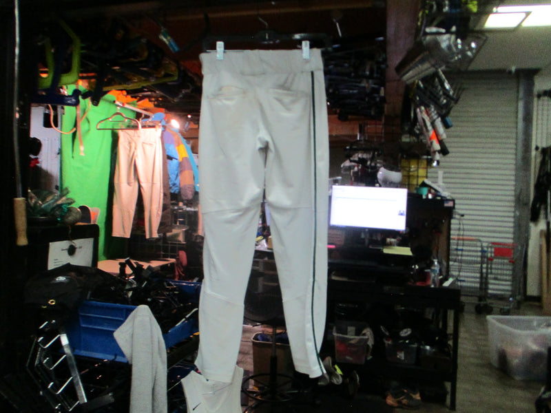 Load image into Gallery viewer, Used Nike Open Bottom Youth Large Baseball Pant
