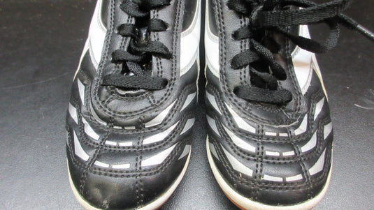 Used Diadora Men's Capitano ID Indoor Soccer Shoes - Size Youth 12