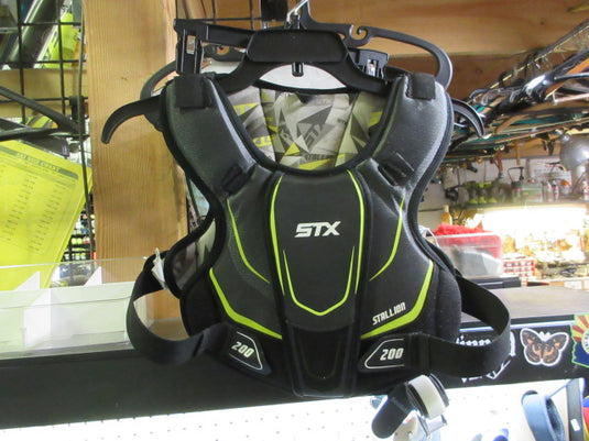 Used STX Stallion 200 Lacrosse Shoulder Pads - Size Medium