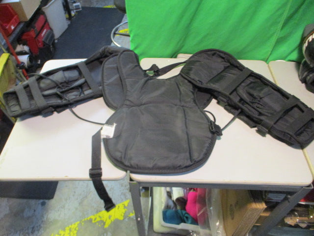 Load image into Gallery viewer, Used DR magnum BuletProof 1500 Youth Chest Protector

