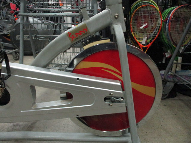 Load image into Gallery viewer, Used Sunny Fitness Stationary Exercise Bike
