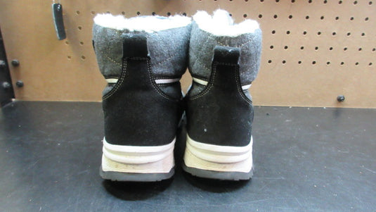 Used Visionreast Winter Snow Boots - Size 5