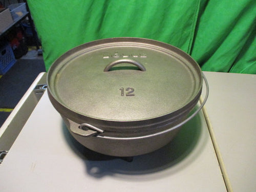 Used Lodge 8 Quart Cast Iron Deep Camp Dutch Oven
