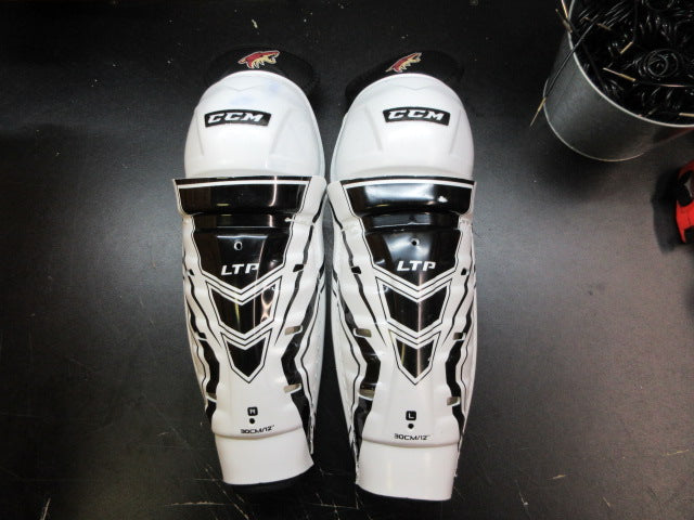 Load image into Gallery viewer, Used CCM LTP JR Hockey Shin Guards - 12"
