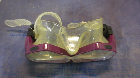Used Aqua Lung Quartz 2 Scuba Mask