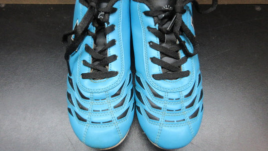 Used Victor Sierra Kids Cattura MD JR Soccer Shoes - Size 2
