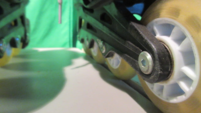 Load image into Gallery viewer, Used Blade Runner Kids 11-1 Inline Skates (Some Wear)
