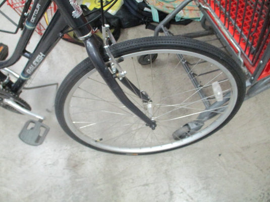 Used Raleigh Detour 3.5 Hybrid 21 Speed 700C Moountain Bike