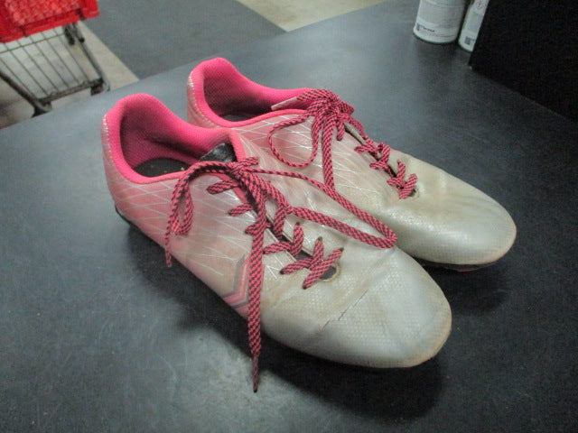 Load image into Gallery viewer, Used DSG Ocala Youth Cleat in Pink Size 5

