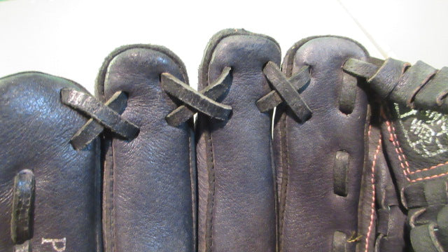 Load image into Gallery viewer, Used Mizuno Finch GPP 1106 Youth 11&quot; LHT Glove
