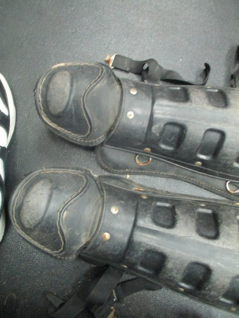 Load image into Gallery viewer, Used Black Catchers Shin Guards - Has Wear See Description
