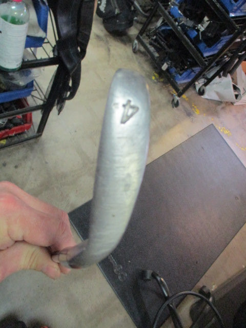 Load image into Gallery viewer, Used Magna Flite MXL 4 Iron Lefty
