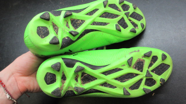 Load image into Gallery viewer, Used Adidas Nemeziz Messi 18.1 FGV Soccer Cleats - Size 3
