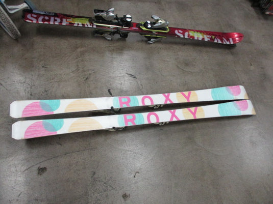 Used Roxy 154CM Downhill Skis With Roxy Bindings