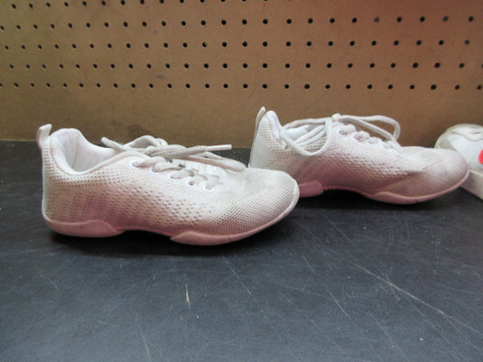 Used Anna Kern Sneaker Dance Shoes - Youth