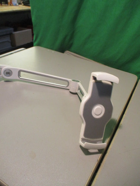 Used Booty Kicker Tablet/Phone Holder with Round Clamp