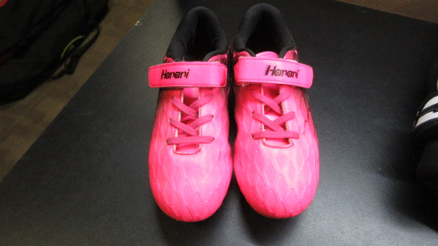 Load image into Gallery viewer, Used Hanani Soccer Cleats - Size 1
