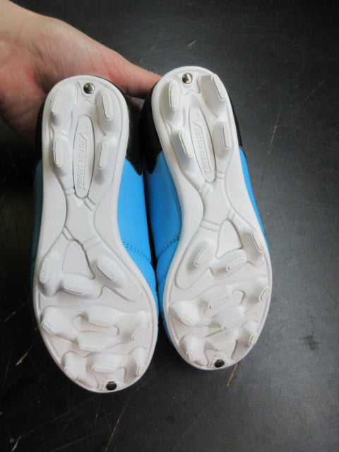 Load image into Gallery viewer, Used Victor Sierra Cattura MD Jr Soccer Shoes - Size Youth 12
