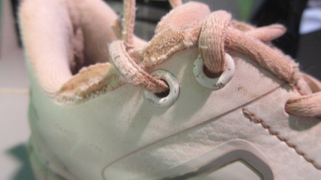 Load image into Gallery viewer, Used New Balance Fresh Foam X 3000 V6 Adult Metal Baseball Cleats

