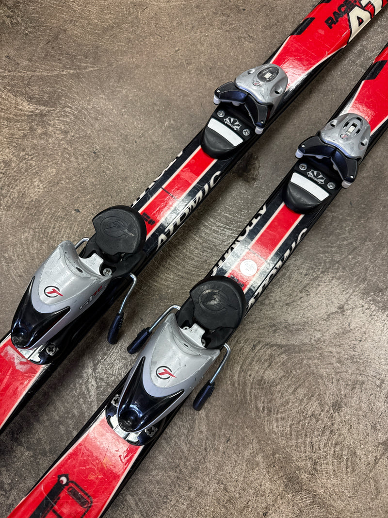 Load image into Gallery viewer, Used Atomic Race 6 Downhill Skis with SL70 Bindings Size 140cm
