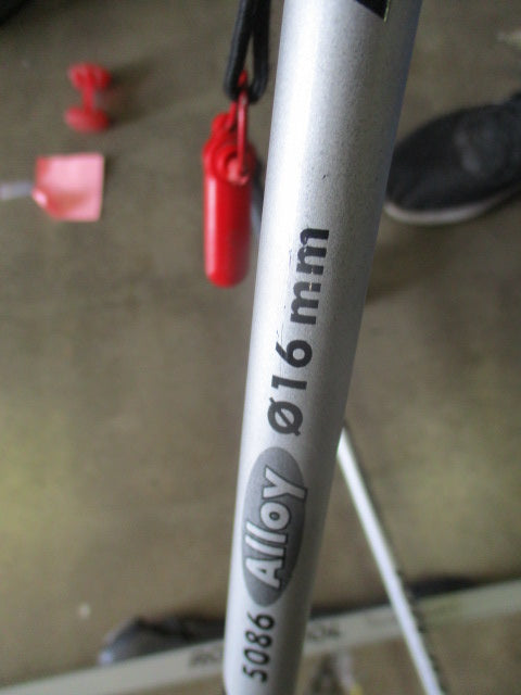 Load image into Gallery viewer, Used Rossignol 52" Cross Country Poles
