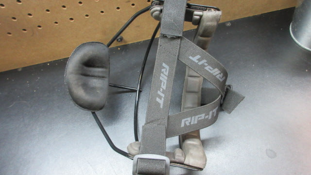 Load image into Gallery viewer, Used Rip-It Defense Youth Softball Mask
