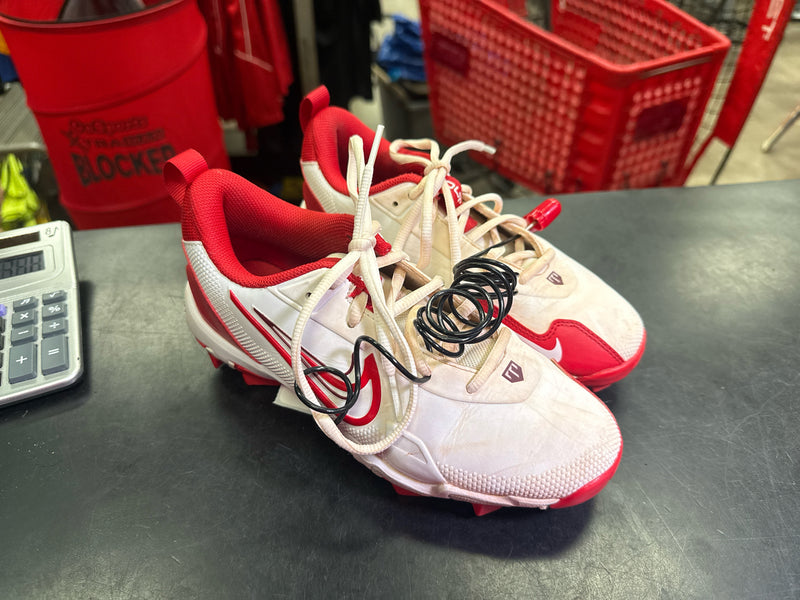 Load image into Gallery viewer, Used Nike Trout Baseball Cleats Size 4
