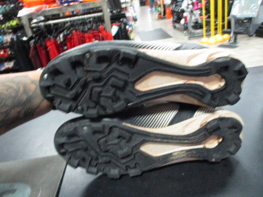 Used Rawlings Coolflo Size 5.5 Baseball Cleats