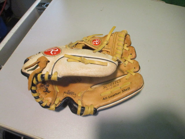 Load image into Gallery viewer, Used Rawlings Sure Catch 10.5 Glove - RHT

