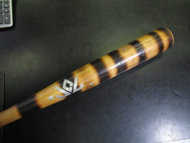Load image into Gallery viewer, Used Homemade Hardwood JL 32 in 29.5 oz

