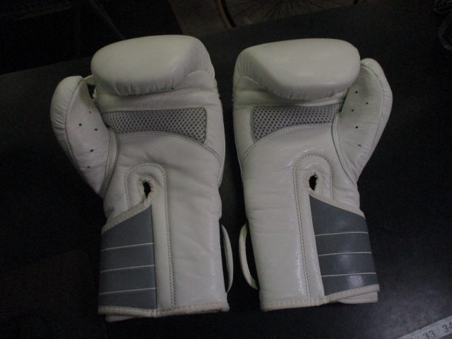 Load image into Gallery viewer, Used Fight Camp Boxing Training System with Family Bundle Glove Set + Extras
