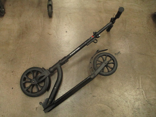 Used Swagtron K9 Folding Scooter