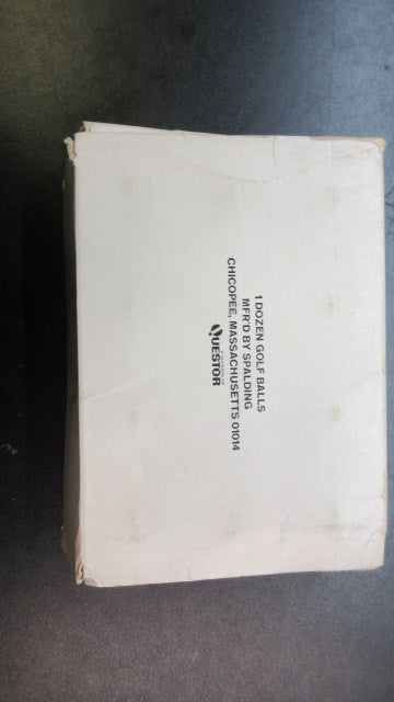 Load image into Gallery viewer, Vintage Spalding Questor 1 Dozen Golf Balls
