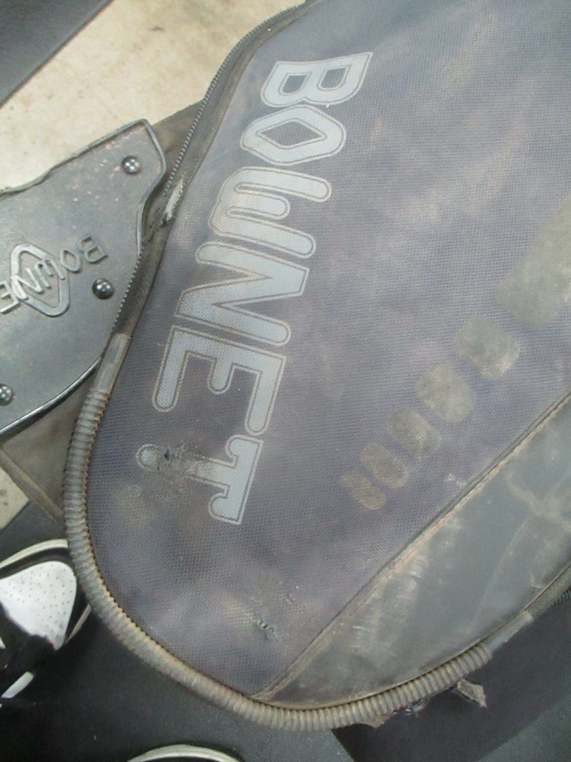 Load image into Gallery viewer, Used Bownet Commander Catchers Equipment Wheeled Bag - Has Wear
