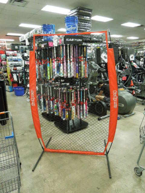 Load image into Gallery viewer, Used GoSports 7 ft x 4 ft I-Screen with Carry Bag
