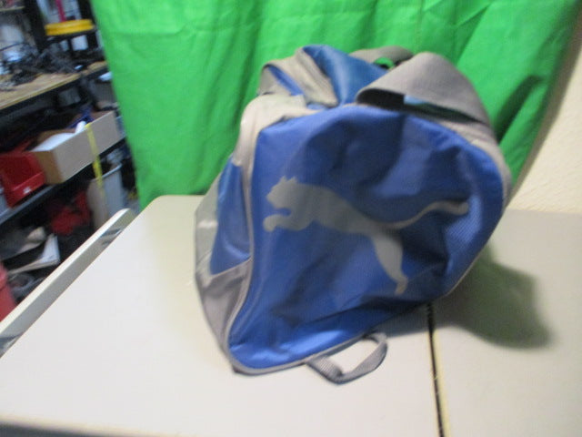 Load image into Gallery viewer, Used Puma Small Duffle Bag
