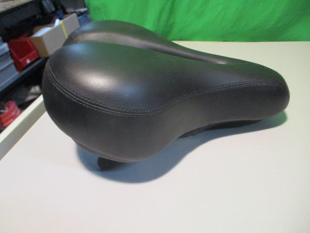 Load image into Gallery viewer, Used Black Comfort Bike Saddle/Seat

