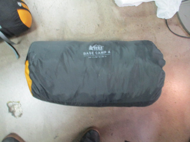 Load image into Gallery viewer, Used Rei Coop Base Camp 4 - 4 Person Tent
