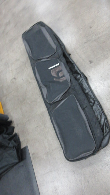 Load image into Gallery viewer, Used Salomon Wheeled Snowboard Bag - Have Wear
