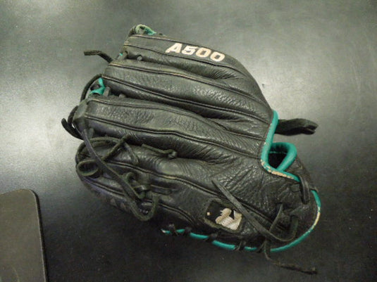 Used Wilson A500 A05RB161075 10.75" RHT Glove