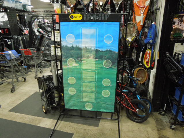 Load image into Gallery viewer, Used SKLZ Rip n Grip Golf Shot Trainer No Felt Balls or Hitting Green
