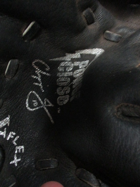 Load image into Gallery viewer, Used Mizuno 10&quot; RHT GPP 1000 Power Close Glove
