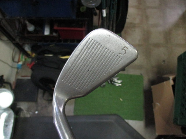 Load image into Gallery viewer, Used PING Zing 2 Blue Dot Right Hand 5 Iron

