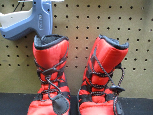 Used Rugged Bear Winter Snow Boots - Size 11