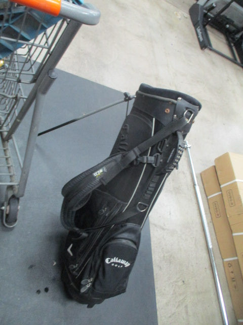 Load image into Gallery viewer, Used Callaway Golf Stand Bag W/ Strap
