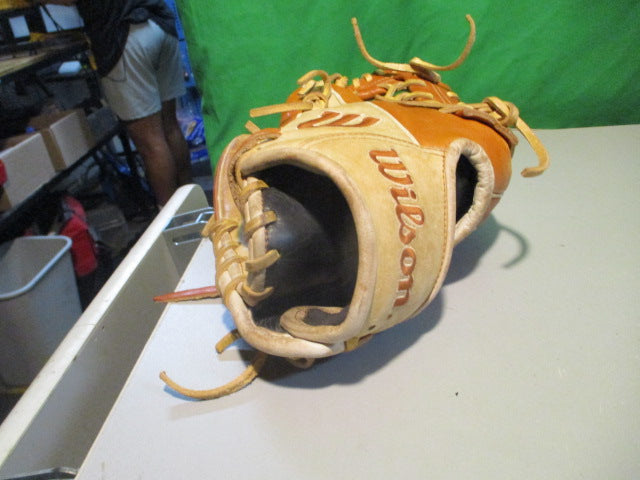 Load image into Gallery viewer, Used Wilson A2000 1789 Glove - LHT
