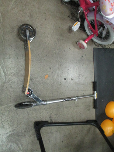 Used Razor Wood Kick Kids Big Wheel Scooter