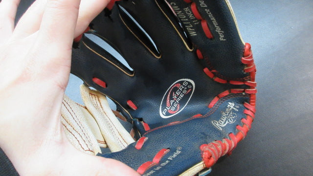 Load image into Gallery viewer, Used Rawlings Players Series 11&quot; Baseball Glove
